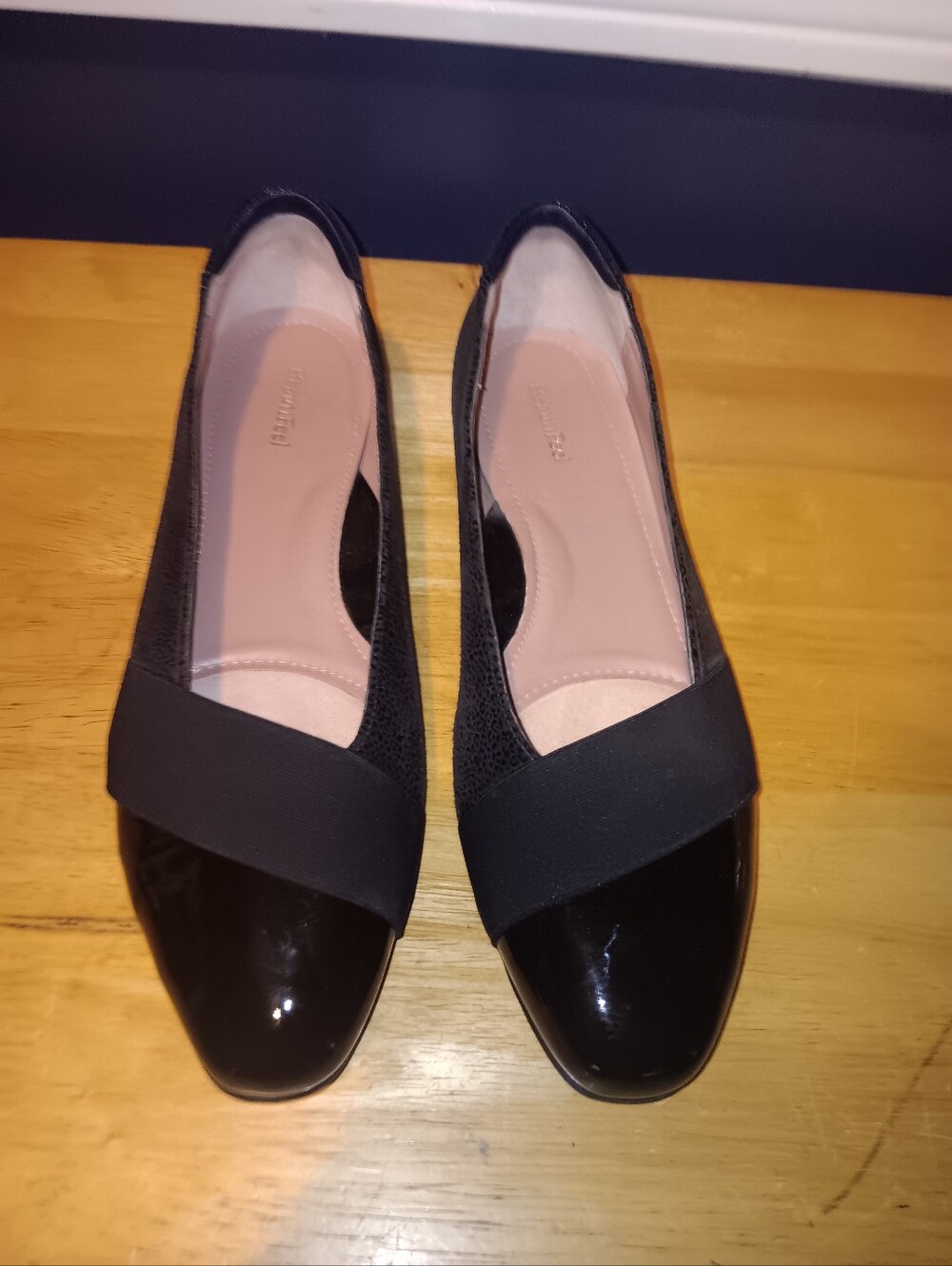 BeautiFeel Latex Flats Size 41